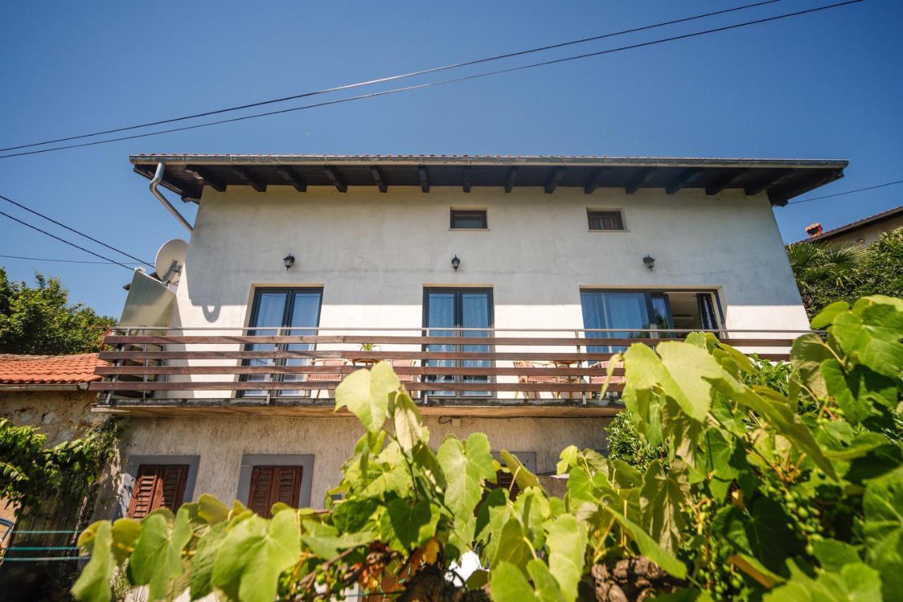 Apartment Nikola Матульи Экстерьер фото
