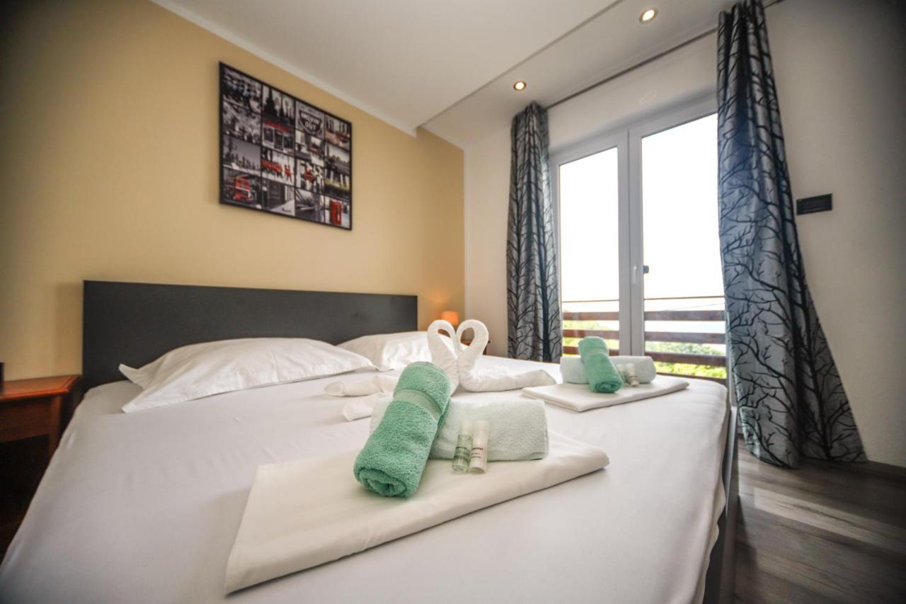 Apartment Nikola Матульи Экстерьер фото