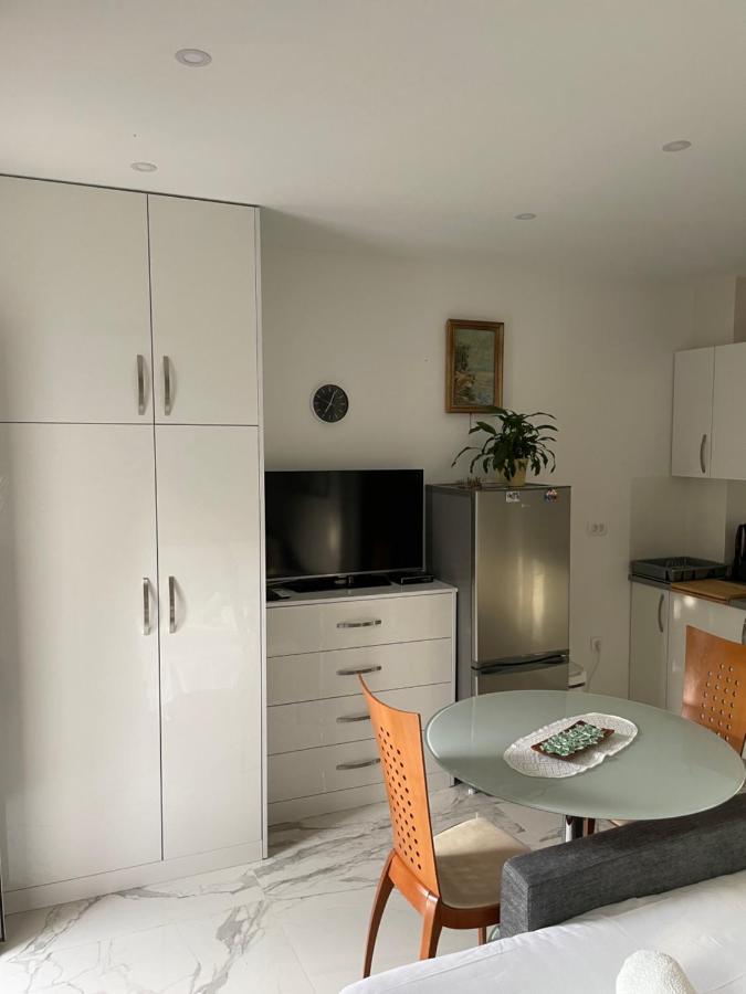 Apartment Nikola Матульи Экстерьер фото