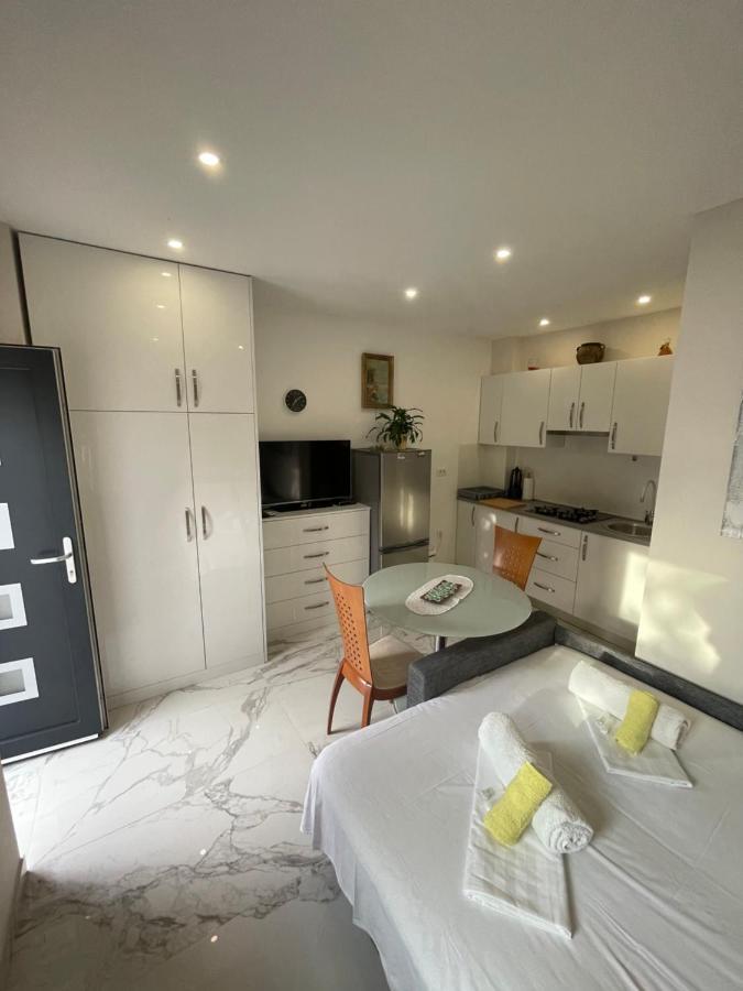 Apartment Nikola Матульи Экстерьер фото